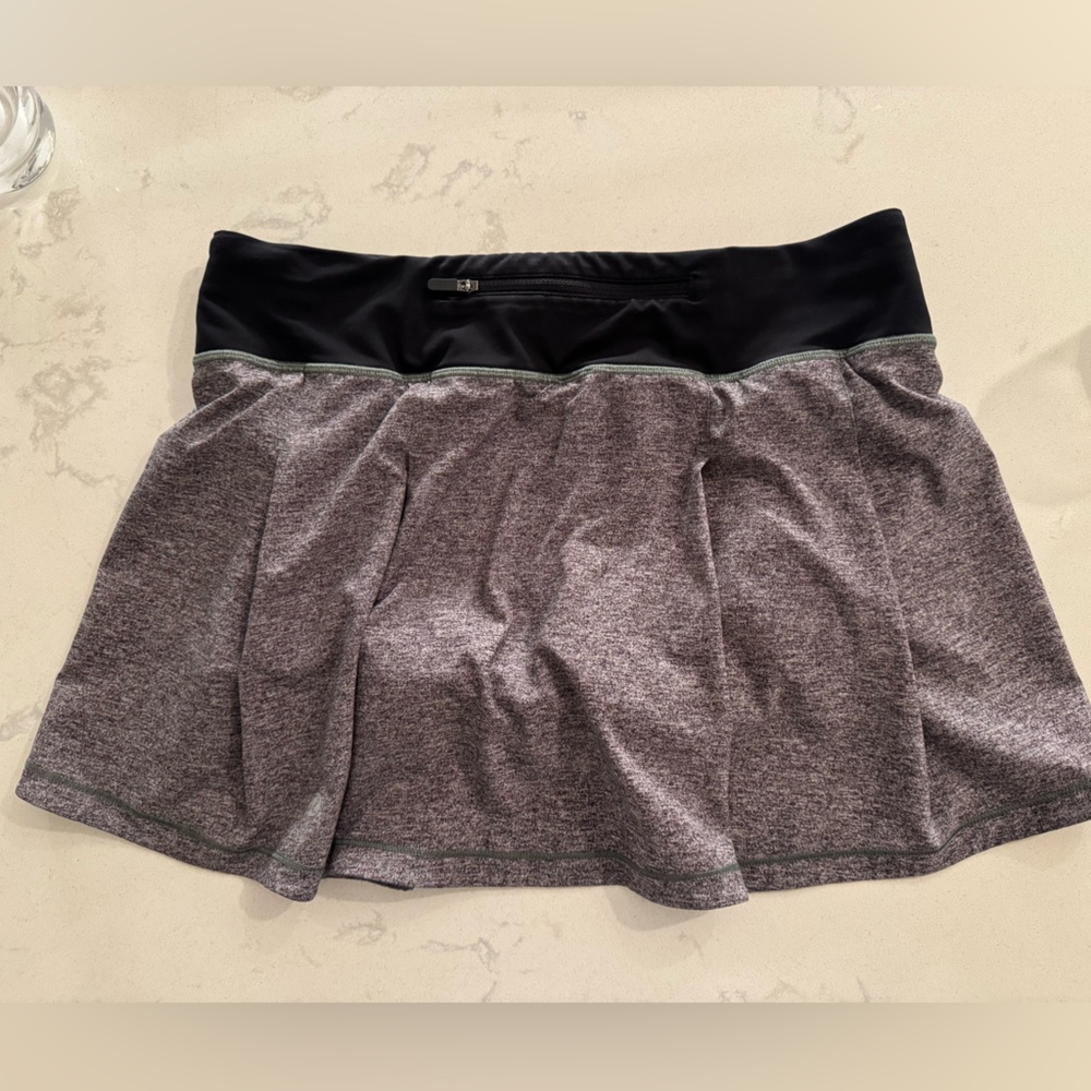 Lululemon heather grey pace rival no panel skirt